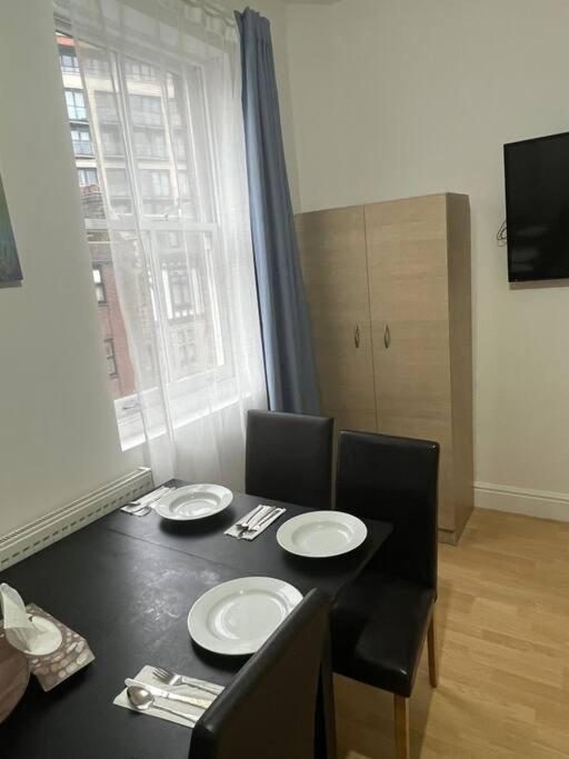 001- Lovely 3-Bedroom Very Close To Oxford Street London Exterior photo